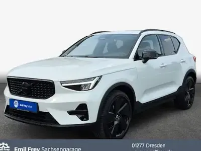 Gebraucht Volvo XC40 Plus 163 PS (119 kW) 2025 Weiß SUV