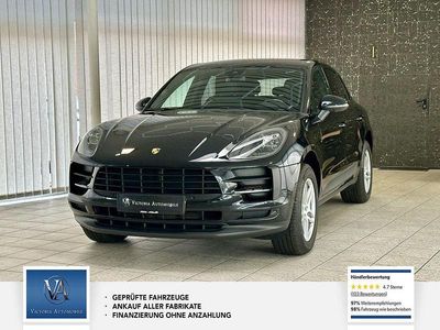 Gebraucht Porsche Macan Basis 245 PS (180 kW) 2020 Tiefschwarz SUV