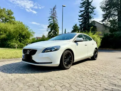 Gebraucht Volvo V40 120 PS (88 kW) 2016 Limousine
