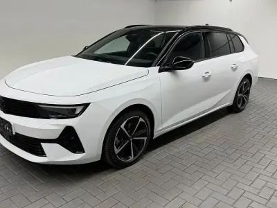 Neu Opel Astra 131 PS (96 kW) 2026 Arktisweiss Kombi