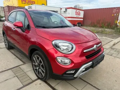 Gebraucht Fiat 500X Cross Plus 120 PS (88 kW) 2017 Colore esterno (pearl red) SUV