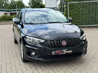 Gebraucht Fiat Tipo Pop 95 PS (69 kW) 2017 Colore esterno (new nero (vr7 Kombi