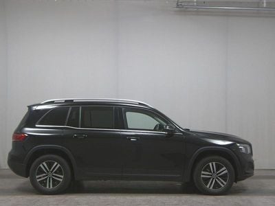 Mercedes GLB200