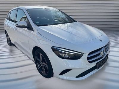 Gebraucht Mercedes E250 218 PS (160 kW) 2022 Polarweiss Limousine