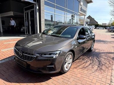 Usata Opel Insignia Elegance 174 CV (127 kW) 2021 Marrone Berlina