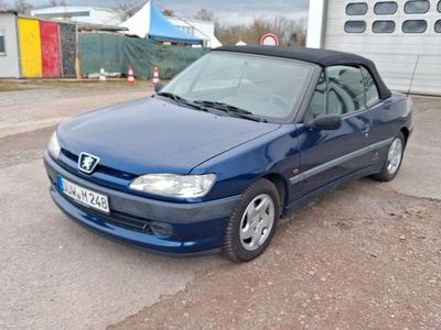 Blau Gebraucht 1998 Peugeot 306 Cabriolet Cabrio | 4.500 €