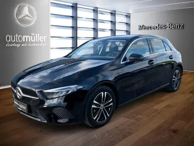 Używany Mercedes A180 Progressive 136 KM (100 kW) 2024 Czarny Sedan/Limuzyna
