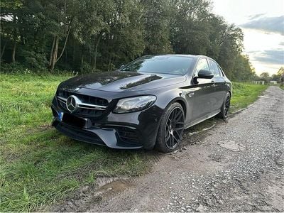 Mercedes E63S AMG