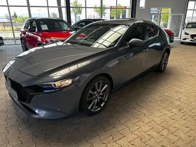 Gebraucht Mazda 3 Selection 122 PS (89 kW) 2021 Polymetal grey Limousine