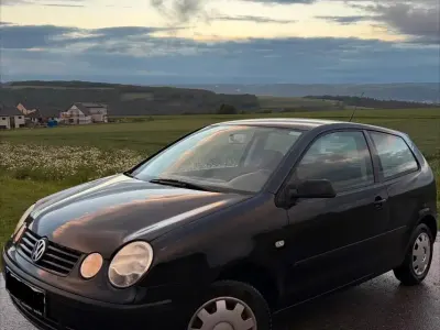 Gebraucht VW Polo 54 PS (39 kW) 2003 Schwarz Kleinwagen