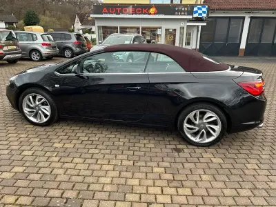 Gebraucht Opel Cascada Innovation 170 PS (125 kW) 2014 Schwarz Cabrio