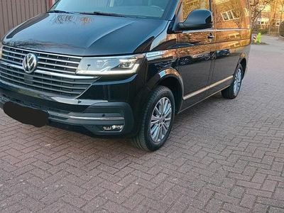 Gebraucht VW Multivan Generation Six 150 PS (110 kW) 2021 Schwarz Van