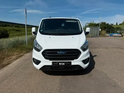 Gebraucht Ford Transit Custom 131 PS (96 kW) 2019 Weiß Van / Kleinbus
