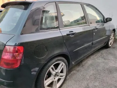 Gebraucht Fiat Stilo 75 PS (55 kW) 2006 Schwarz Kleinwagen