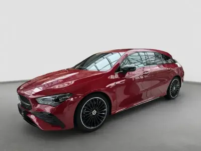 Gebraucht Mercedes CLA200 AMG line 150 PS (110 kW) 2025 Rot Limousine