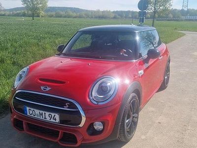 Second-hand Mini John Cooper Works 184 CP (135 kW) 2016 Roșu Hatchback