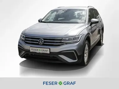 Gebraucht VW Tiguan Life 150 PS (110 kW) 2025 Silber SUV
