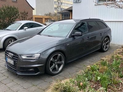 Gebraucht Audi A4 S-Line 150 PS (110 kW) 2015 Grau Kombi