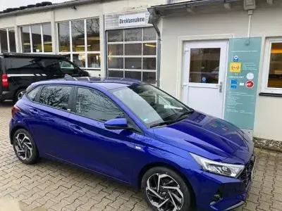 Brugt Hyundai i20 Intro Edition 101 HK (74 kW) 2021 Blå Hatchback