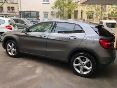 Gebraucht Mercedes GLA200 156 PS (114 kW) 2018 Grau SUV