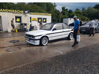 Gebraucht BMW 323 Cabriolet 150 PS (110 kW) 1985 Weiß Cabrio