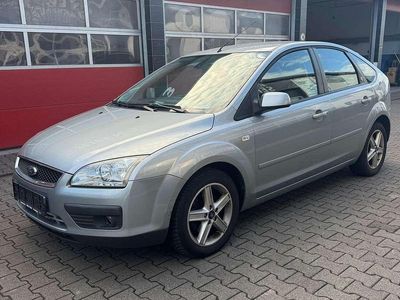 Gebraucht Ford Focus Ghia 116 PS (85 kW) 2006 Limousine