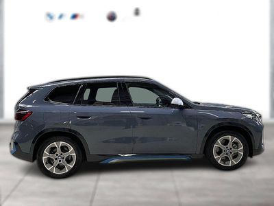 Gebraucht BMW iX1 xLine 230 kW (313 PS) 2023 Grau metallic SUV