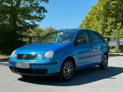 Gebraucht VW Polo 64 PS (47 kW) 2003 Blau Kleinwagen