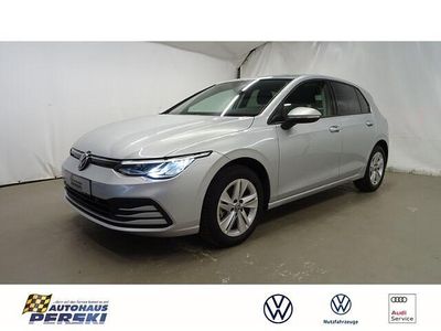 Gebraucht VW Golf VIII Life 110 PS (80 kW) 2021 Silber Limousine