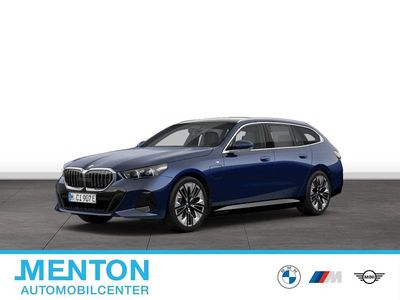 Blau Gebraucht 2025 BMW 530e M Sport Kombi | 71.259 € (Teuer)