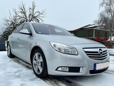 Silber Gebraucht 2009 Opel Insignia Limousine | 6.400 € (Fairer Preis)