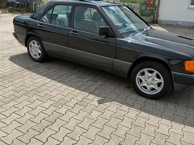 Schwarz Gebraucht 1988 Mercedes 190 Limousine | 5.800 €