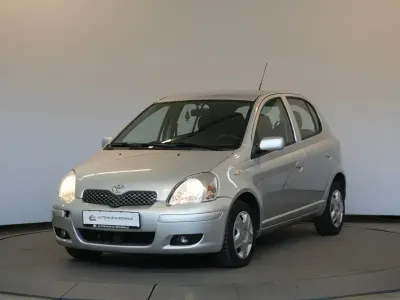 Gebraucht Toyota Yaris Edition 65 PS (47 kW) 2005 Silber Limousine