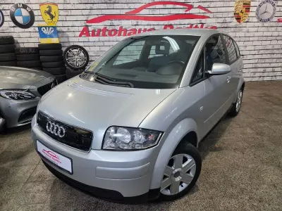 Gebraucht Audi A2 75 PS (55 kW) 2002 Silbersee/lichtsilber (metallic) Kleinwagen