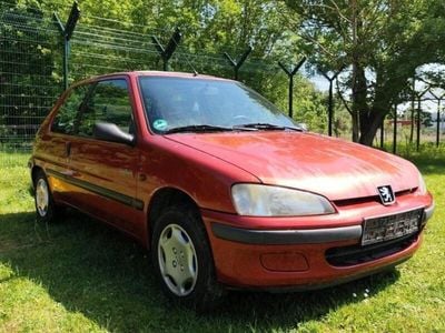 Peugeot 106