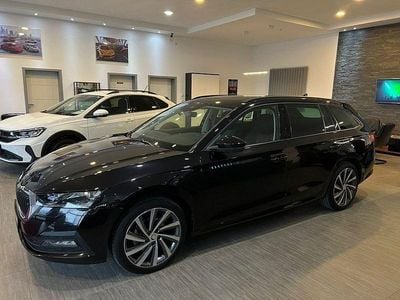 Schwarz Gebraucht 2022 Skoda Octavia Limousine | 18.945 € (Fairer Preis)