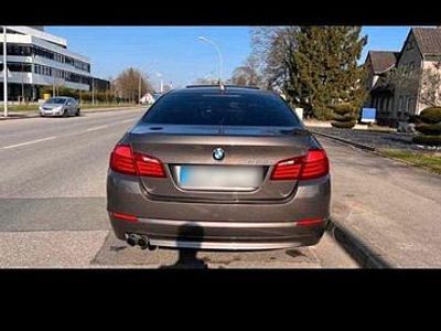 BMW 523
