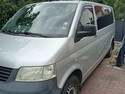 Gebraucht VW Caravelle 131 PS (96 kW) 2010 Silber Van
