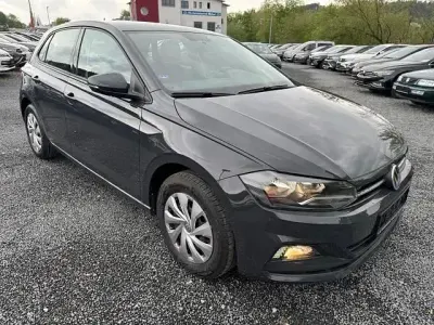 Używany VW Polo Comfortline 95 KM (69 kW) 2018 Szary Hatchback