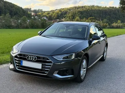 Gebraucht Audi A4 Advanced 163 PS (119 kW) 2020 Grau Kombi