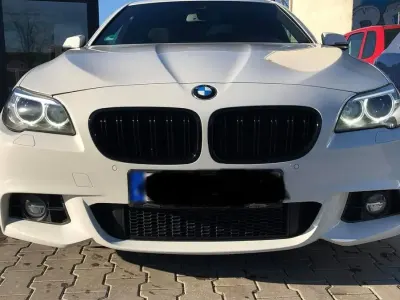 Gebraucht BMW 530 Sport Line 258 PS (189 kW) 2015 Weiß Limousine