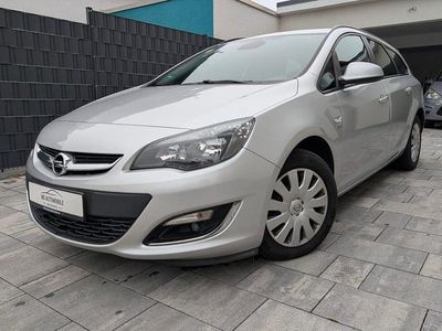 Usata Opel Astra Sport 140 CV (102 kW) 2013 Grigio Station wagon
