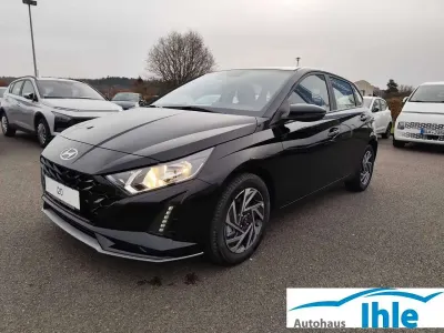 Neu Hyundai i20 Trend 101 PS (74 kW) 2025 Schwarz Limousine