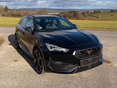 Second-hand Cupra Leon 245 CP (180 kW) 2020 Negru Break