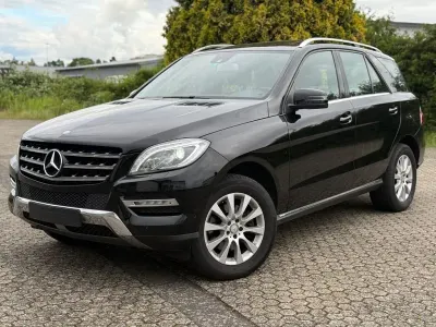 Gebraucht Mercedes ML250 204 PS (150 kW) 2013 Schwarz SUV