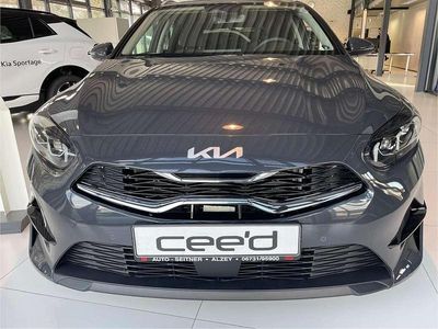 Neu Kia Ceed Sportswagon 140 PS (102 kW) 2026 (h8g) dark penta metal m Kombi