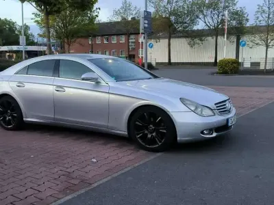 Brugt Mercedes CLS320 224 HK (164 kW) 2007 Grå Coupe