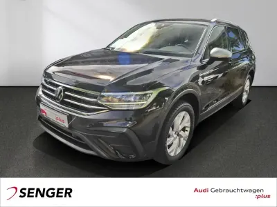 Gebraucht VW Tiguan Allspace Life 150 PS (110 kW) 2022 Schwarz SUV