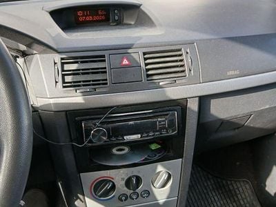 Używany Opel Meriva 90 KM (66 kW) 2004 Srebrny Minivan