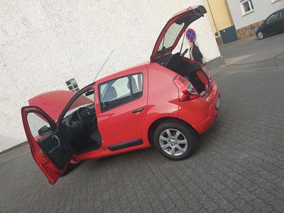 Brugt Dacia Sandero 75 HK (55 kW) 2010 Rød Hatchback